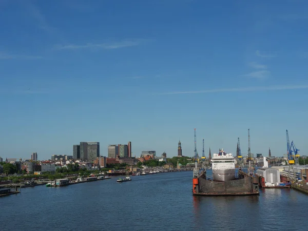 汉堡市和德国的易北河 — 图库照片