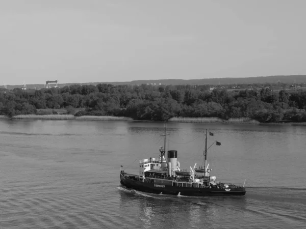 Miasto Hamburg Rzeka Łaba Niemczech — Zdjęcie stockowe