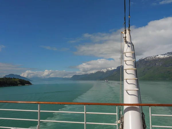 Den Lilla Byn Eidfjord Den Norska Hardangerfjord — Stockfoto