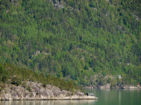 Pequena Aldeia Eidfjord Fiorde Hardangerfjord — Fotografia de Stock