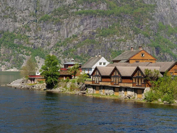 Small Village Eidfjord Norwegian Hardangerfjord — Stock Photo, Image