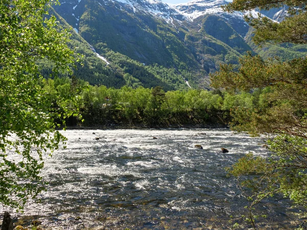 Het Kleine Dorpje Eidfjord Het Noorse Hardangerfjord — Stockfoto