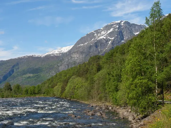 Small Village Eidfjord Norwegian Hardangerfjord — Stock Photo, Image