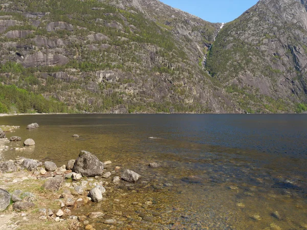 Den Lilla Byn Eidfjord Den Norska Hardangerfjord — Stockfoto