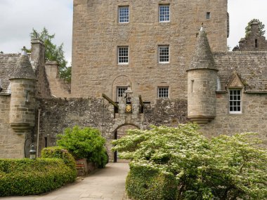 Inverness şehri ve İskoç dağları