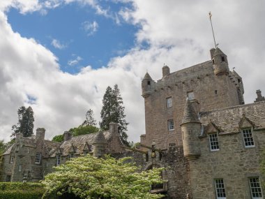 Inverness şehri ve İskoç dağları