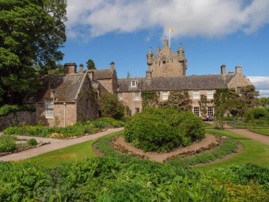 Inverness şehri ve İskoç dağları