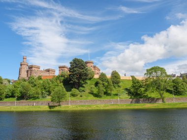 Inverness şehri ve İskoç dağları
