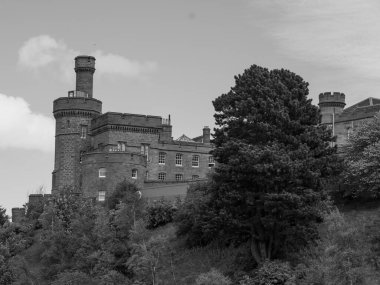 Inverness şehri ve İskoç dağları