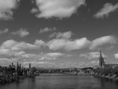 Inverness şehri ve İskoç dağları