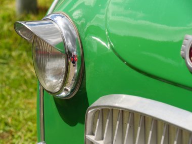 Holstein-Holstein eyâletinde, Maasholm ve Eckernfoette 'nin küçük bir köyü.