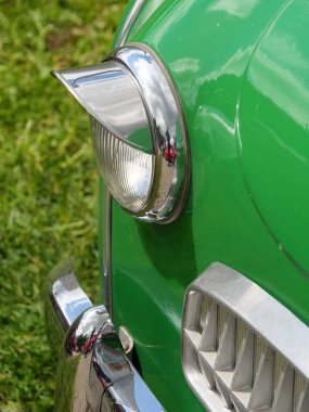 Holstein-Holstein eyâletinde, Maasholm ve Eckernfoette 'nin küçük bir köyü.