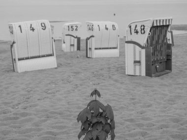 Holstein-Holstein eyâletinde, Maasholm ve Eckernfoette 'nin küçük bir köyü.