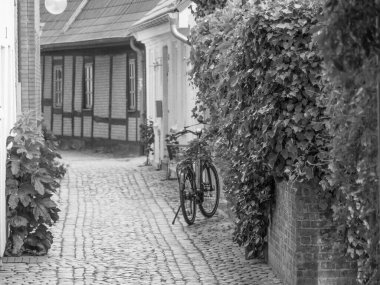 Holstein-Holstein eyâletinde, Maasholm 'ün küçük bir köyü.