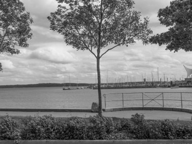 Holstein-Holstein eyâletinde, Maasholm 'ün küçük bir köyü.