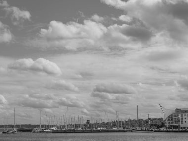 Holstein-Holstein eyâletinde, Maasholm 'ün küçük bir köyü.