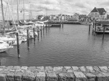 Holstein-Holstein eyâletinde, Maasholm 'ün küçük bir köyü.