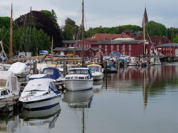 Город Eckernfoerde Балтийском Море Германии — стоковое фото