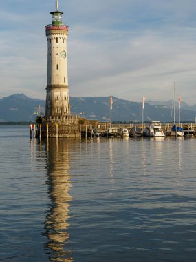 Lindau Almanya 'da göl kıyısında.