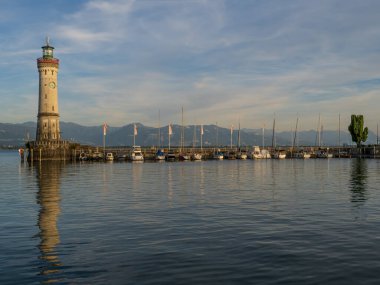 Lindau Almanya 'da göl kıyısında.