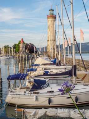 Lindau Almanya 'da göl kıyısında.