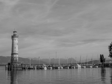 Lindau Almanya 'da göl kıyısında.