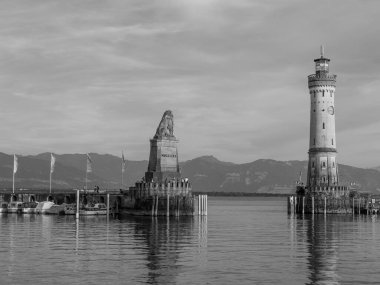 Lindau Almanya 'da göl kıyısında.