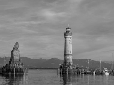 Lindau Almanya 'da göl kıyısında.
