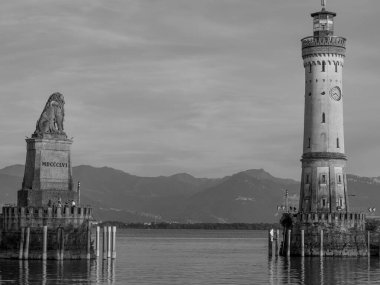 Lindau Almanya 'da göl kıyısında.