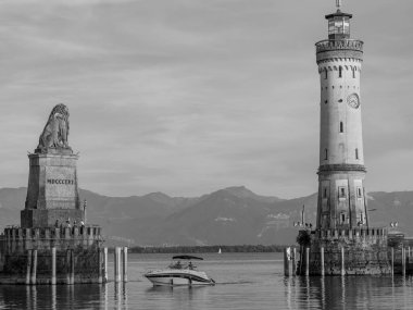 Lindau Almanya 'da göl kıyısında.