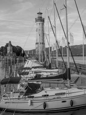 Lindau Almanya 'da göl kıyısında.