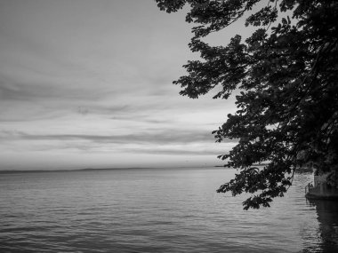 Lindau Almanya 'da göl kıyısında.