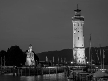 Lindau Almanya 'da göl kıyısında.