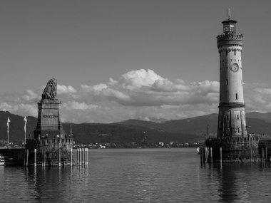 Göl kenarındaki Lindau şehrinde.