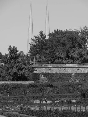 Wuerzburg şehri ana nehir kıyısında.