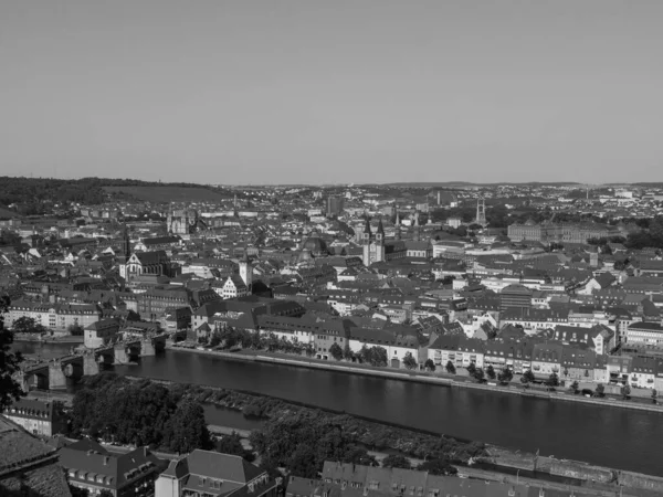 Πόλη Του Wuerzburg Στον Κεντρικό Ποταμό — Φωτογραφία Αρχείου