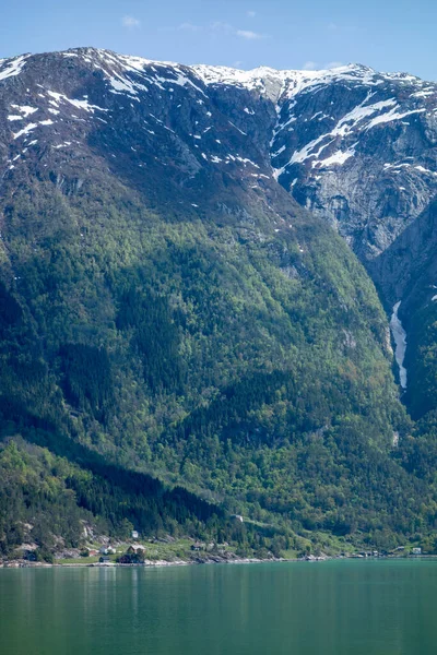 Wiosna Eidfjord Norwegii — Zdjęcie stockowe