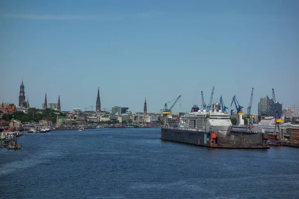 Der Hafen Hamburg — Stockfoto