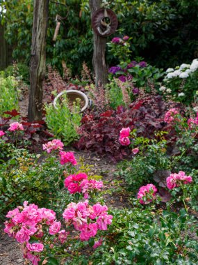 Bir Alman bahçesinde yaz mevsimi