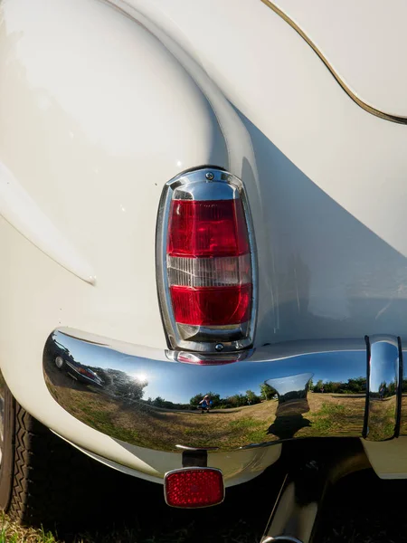 ドイツの古い車の詳細 — ストック写真