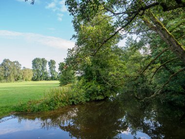 Westphalia 'daki kale ve orman