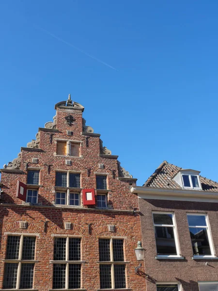 Doesburg Kaupunki Alamaissa — kuvapankkivalokuva