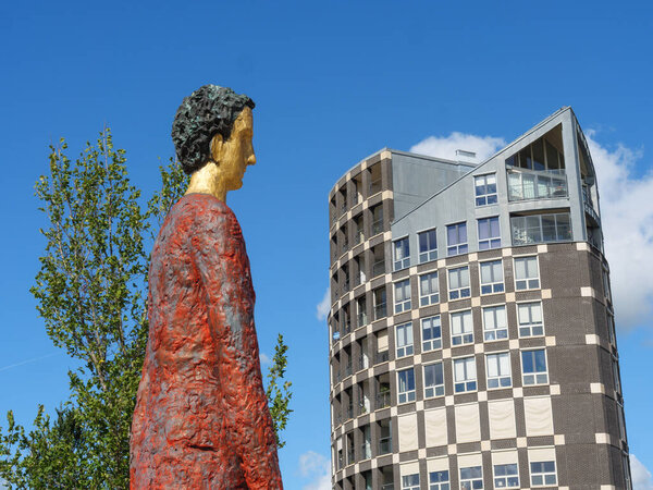 город Десбург в преисподней