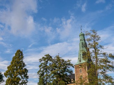 Almanya 'da Raesfeld Kalesi' nde yaz mevsimi