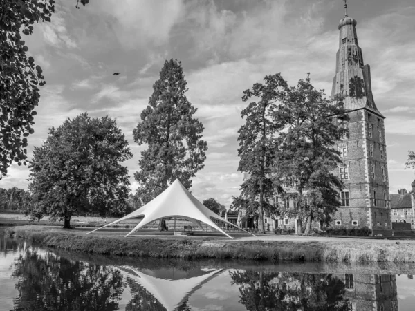 Zomertijd Het Kasteel Van Raesfeld Duitsland — Stockfoto