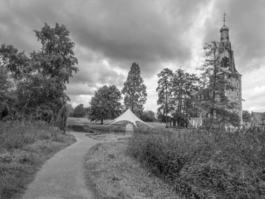 Almanya 'da Raesfeld Kalesi' nde yaz mevsimi