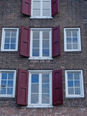 Nijmegen Hollanda 'daki nehir vadisinde.