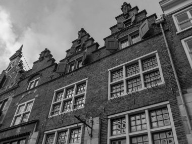 Nijmegen Hollanda 'daki nehir vadisinde.