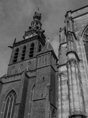 Nijmegen Hollanda 'daki nehir vadisinde.