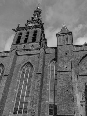 Nijmegen Hollanda 'daki nehir vadisinde.